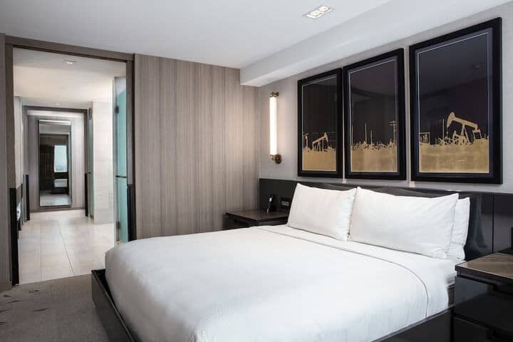 Room 20 of 65